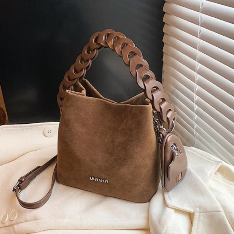 

Women Bag 2024 New Autumn and Winter Bucket Bag for Women, High-end and Niche Woven Handbag, Hand-held Crossbody Bag Сачмо.