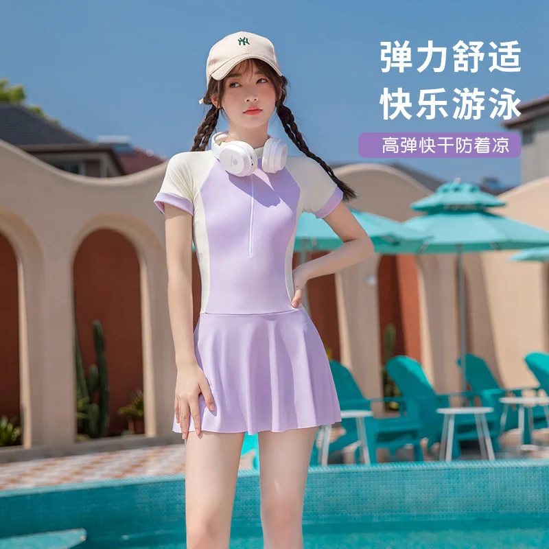 Women's New Zipper Sports Fashion Short-sleeved Professional One-piece Swimsuit