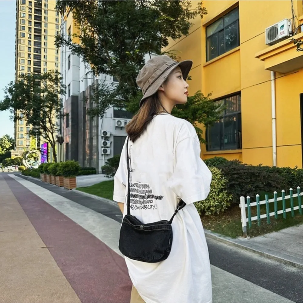 

Magnetic Denim Shoulder Bag Vintage Adjustable Strap Cowboy Hobo Bag Polyester Zipper Blue Cloth Crossbody Bag School