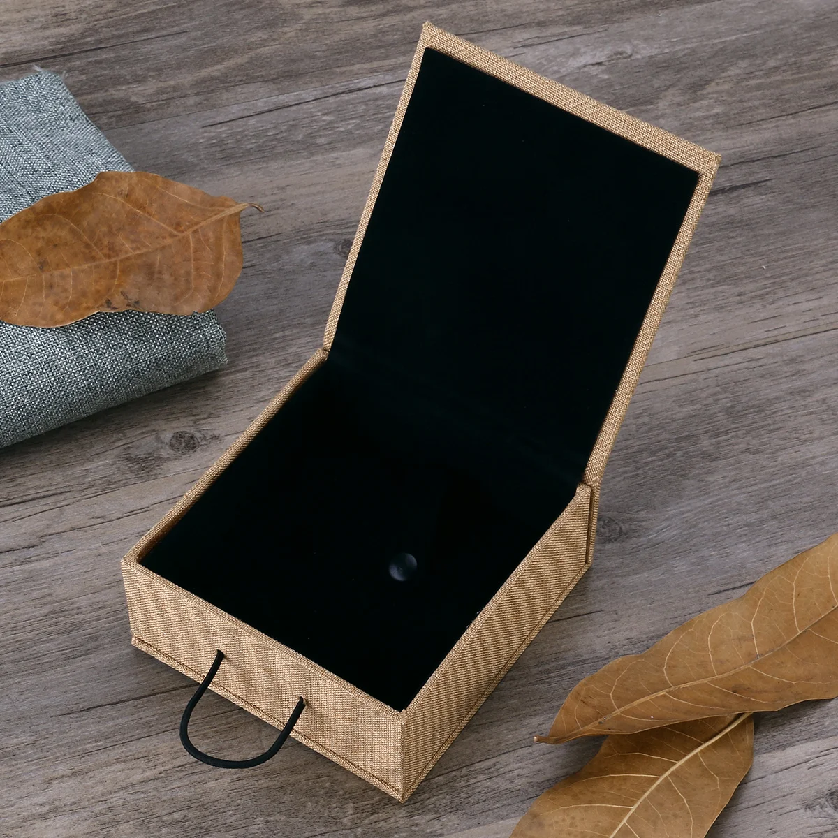 

Деревянная шкатулка для драгоценностей цвета хаки, льняная поверхность, пыленепроницаемый, устойчивый к царапинам, держатель для браслета, подарочный чехол для хранения ювелирных изделий