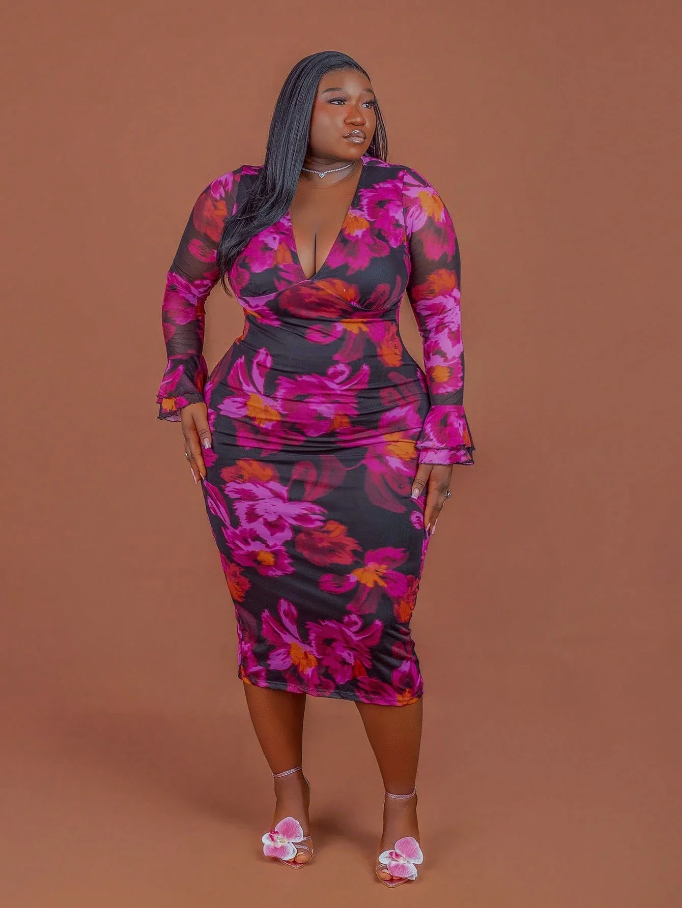 

Plus Size Women Elegant Floral Mesh Print Bodycon V-Neck Long Sleeve Dress