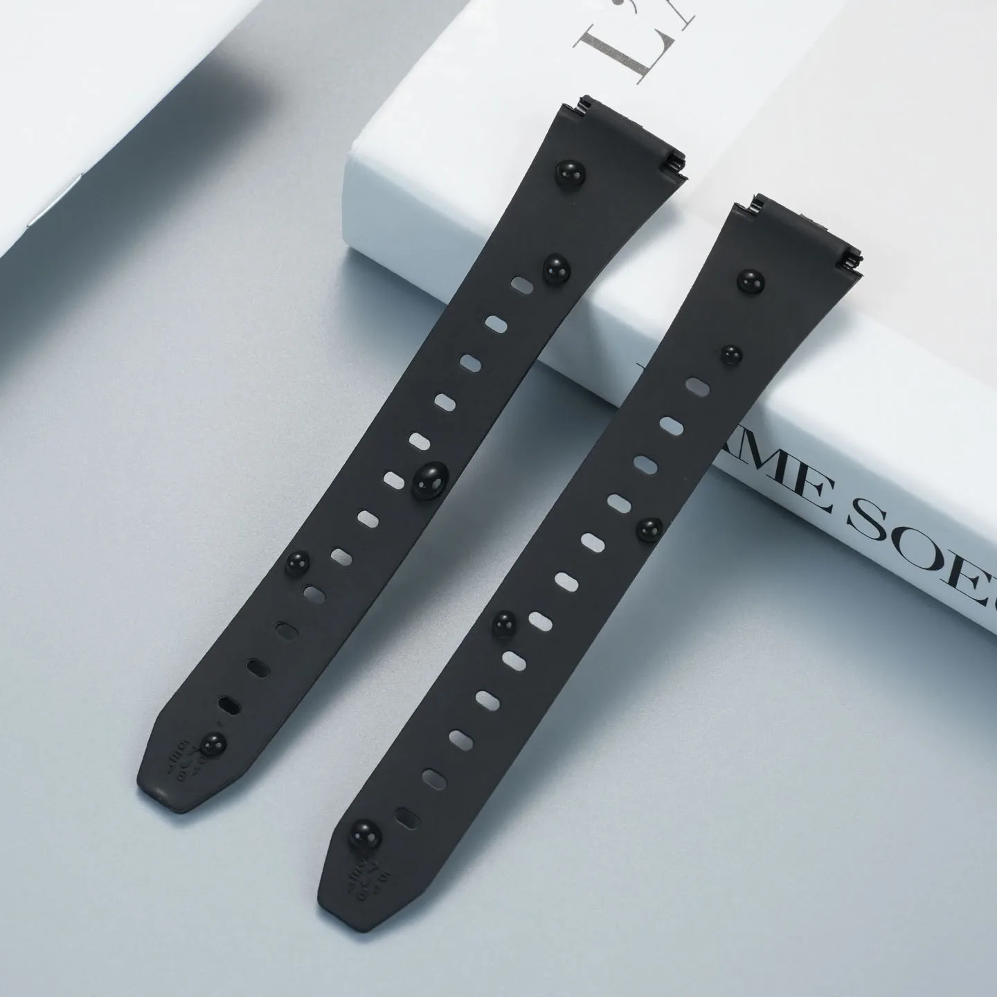 18 مللي متر سيليكون حزام الساعات ل كاسيو MRW-200H S300H W-800 AE1200 1300 F-84/91W/94/105/81 A-158/168 ث-218 حزام ساعة اليد سوار #3