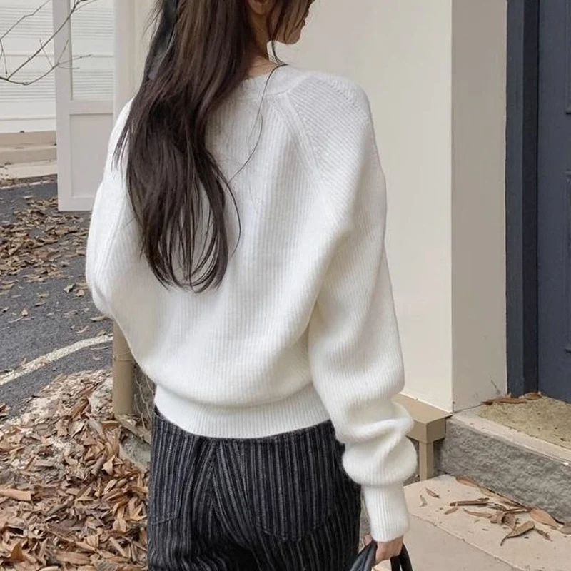 Spring Autumn New Solid Color V-neck Long Sleeve Sweater Women High Street Button Patchwork Pullovers Elegant All-match Tops