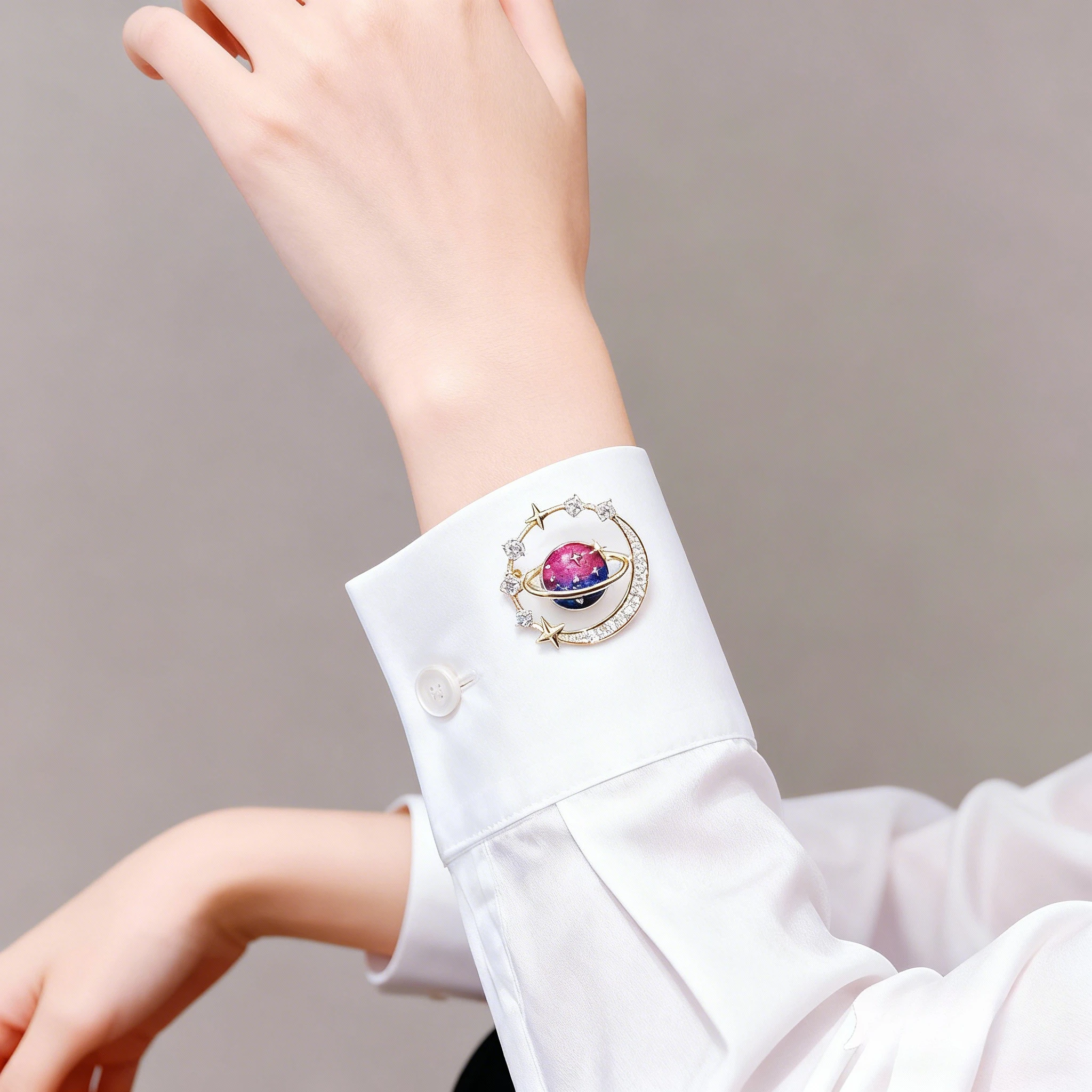 New Anti-glare Brooch High-end and Sophisticated Niche Pin Exquisite Light Luxury Suit Corsage Fixed Clothes Jewelry for Women