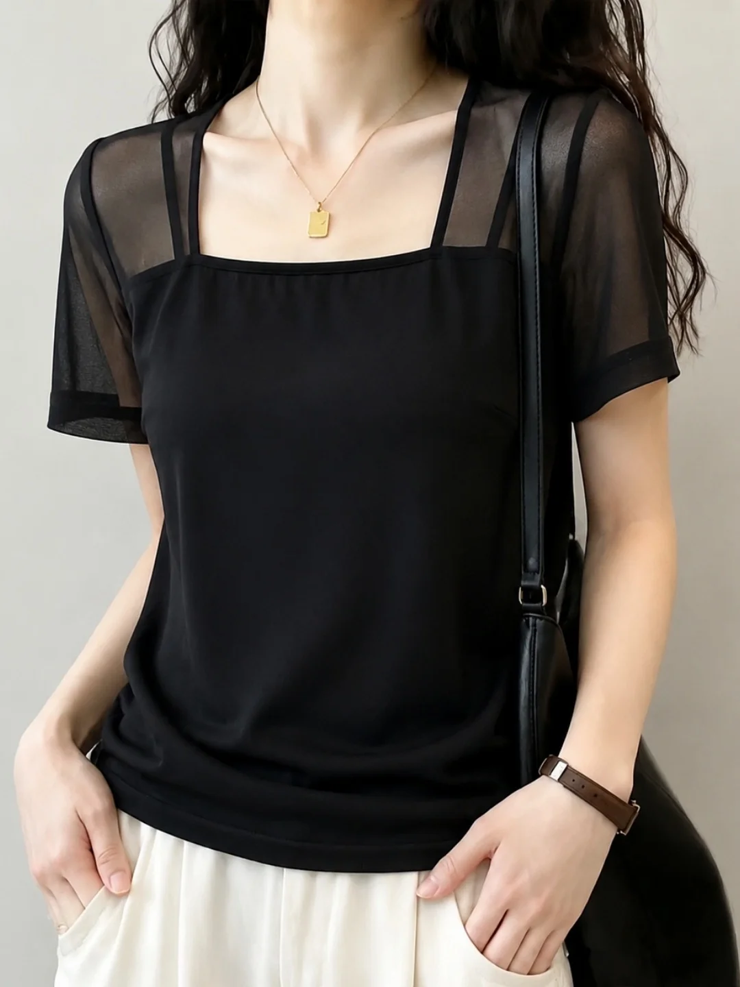 

Fashionable Slimming Short Sleeve T-Shirt Mesh Panel Design Summer 2026 Stylish Korean Style Straight Cut Silk Top for Women