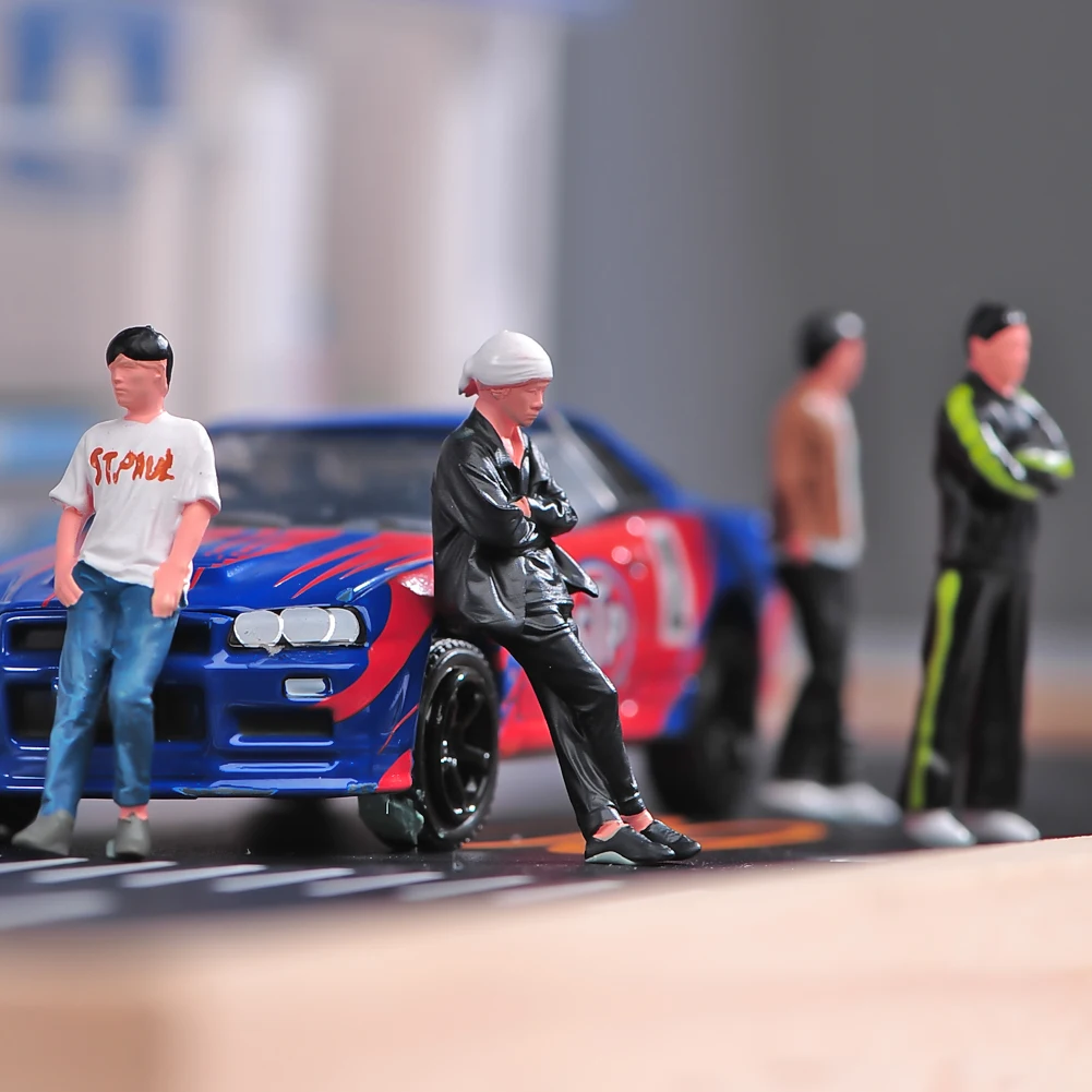 Discount Painted Miniatures 1/64 Scale Handsome Guy Beauty Girl Male Female Scene Figure Dolls Model For Cars Vehicles Toys