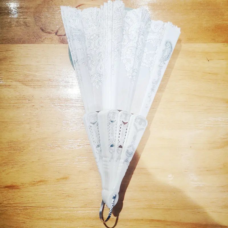 مروحة بيضاء قابلة للطي، سحابة ميمونة، نمط فضي، مروحة يدوية محمولة للرقص، إكسسوارات ملابس شيونغسام