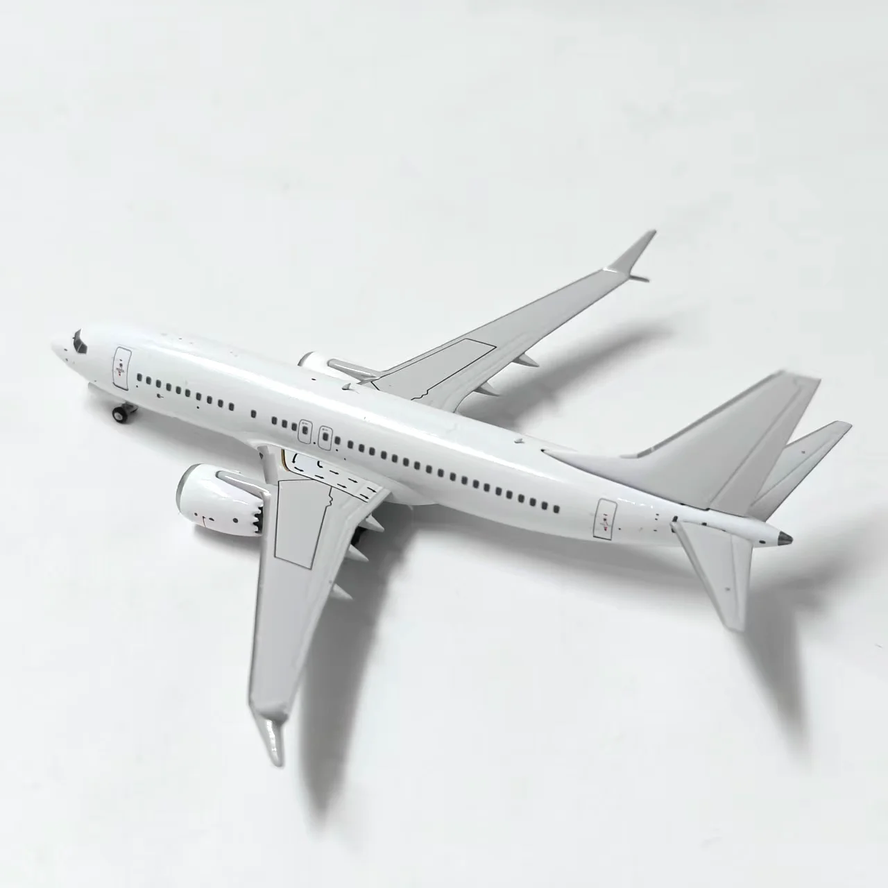 Литой под давлением масштаб 1/400 NG 737 MAX7, модель самолета из белого сплава, Коллекционная игрушка, подарок, сувенир, украшение для дисплея