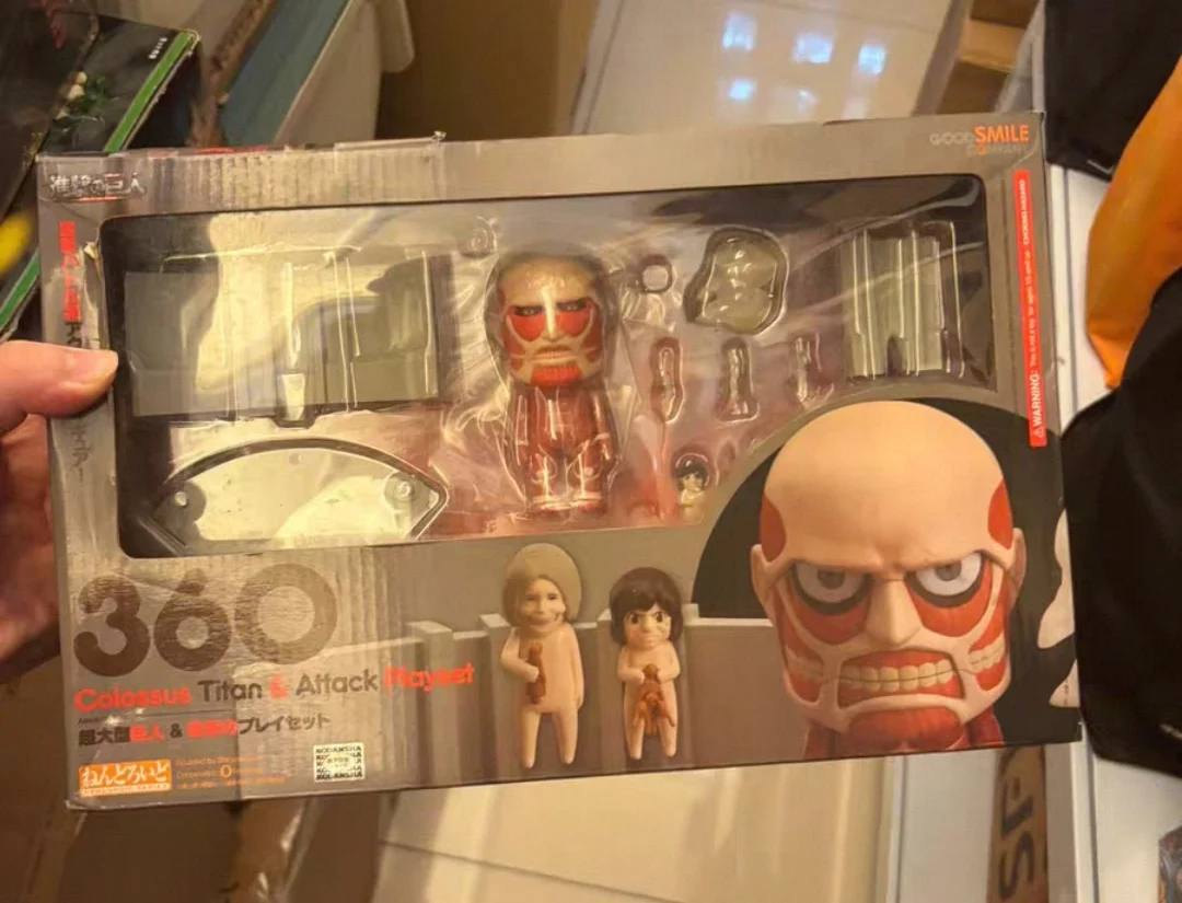 

Оригинальный новый набор диорам GSC 360 Colossal Titan Scene: коллекционная модель фигурки из аниме «Атака Титанов», подарок