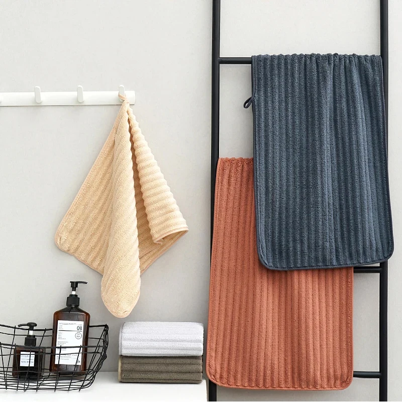 Weiches, verdicktes, gestreiftes Korallenvlies-Gesichtshandtuch, Badezimmerhandtuch, Mikrofaser-Badetuch, wasserabsorbierend und nicht leicht zu schuppen – Detail 2