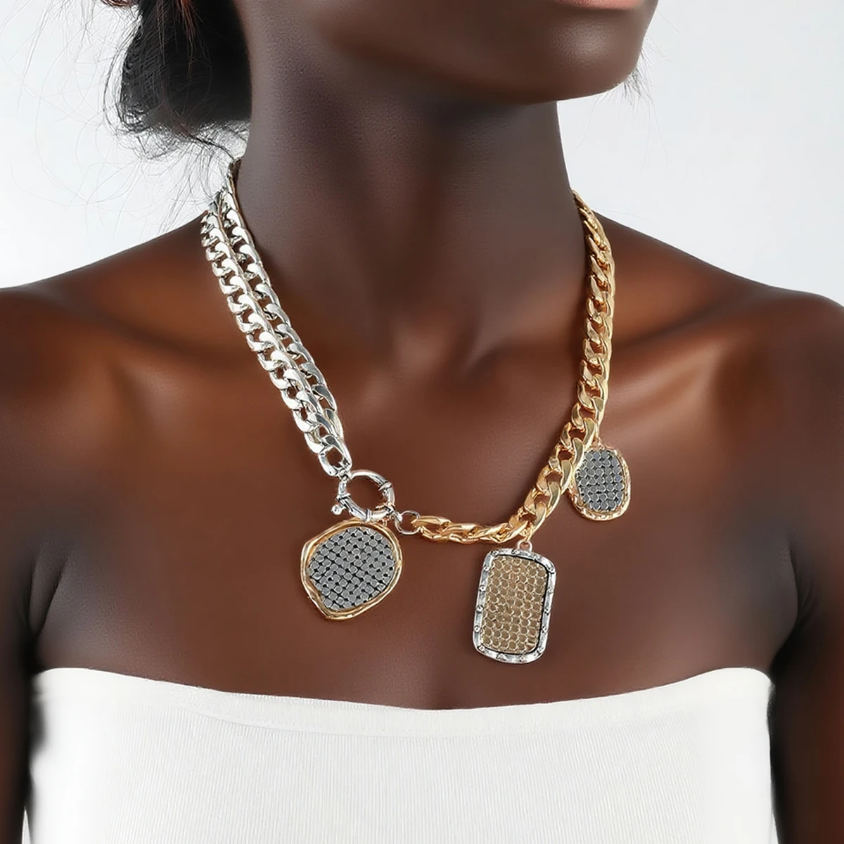 

2025 New ZAA Asymmetric Gold Silver Cuban Chains Coin Badge Pendant Necklace for Women Fashion Jewelry Gifts