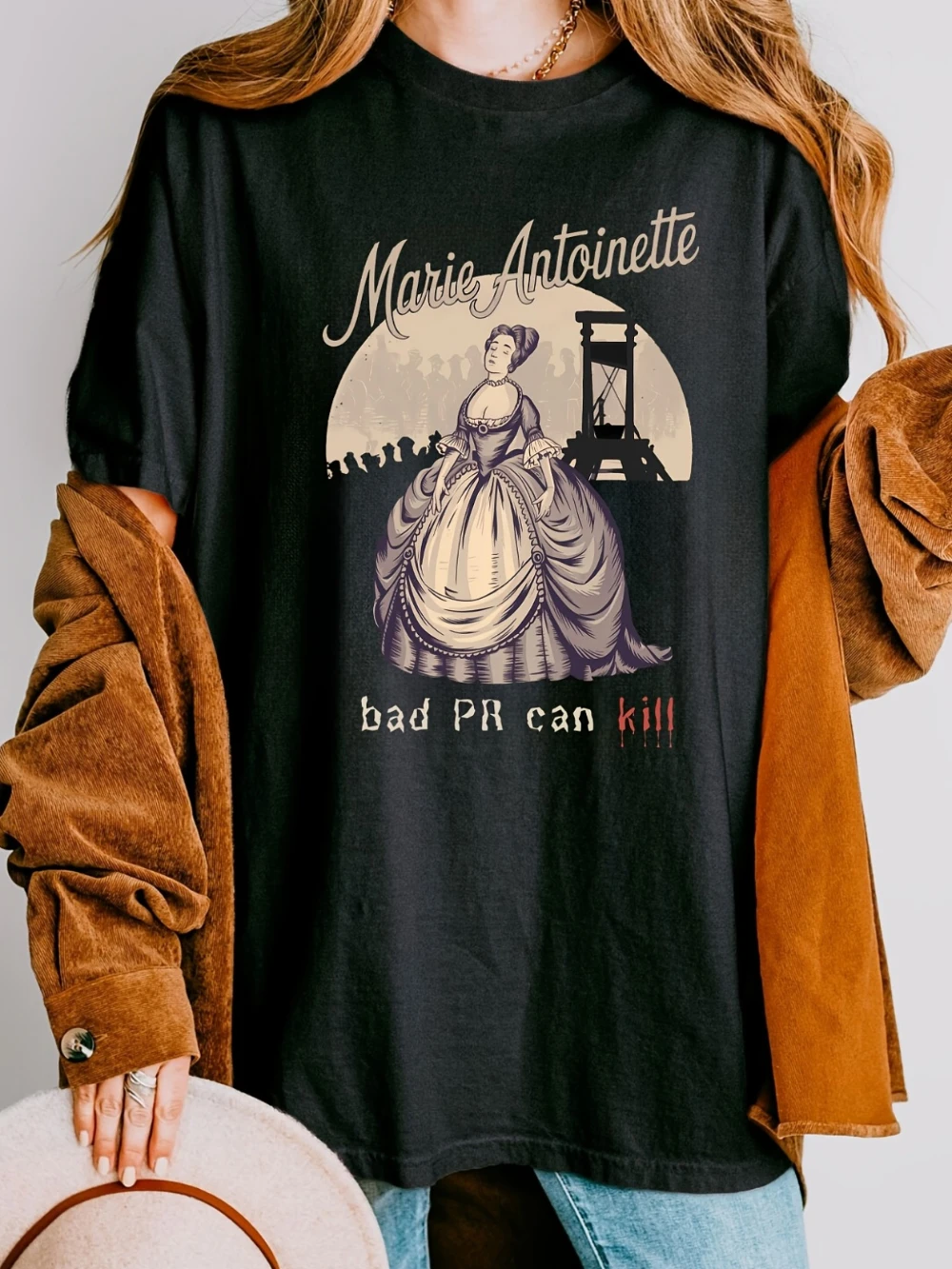 Camiseta satírica de María Antonieta, la reina francesa con humor negro, de la Revolución Francesa, regalo histórico, camiseta gráfica con malas referencias publicitarias
