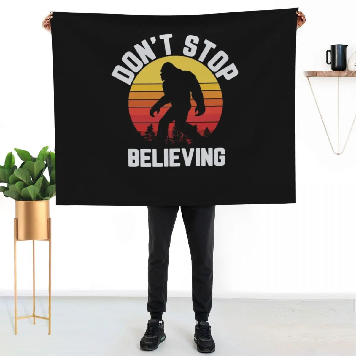 Funny Bigfoot Retro Sunset Don't Stop BELIEVING Throw Blanket Cozy Throw Blanket for Bed Sofa Chair