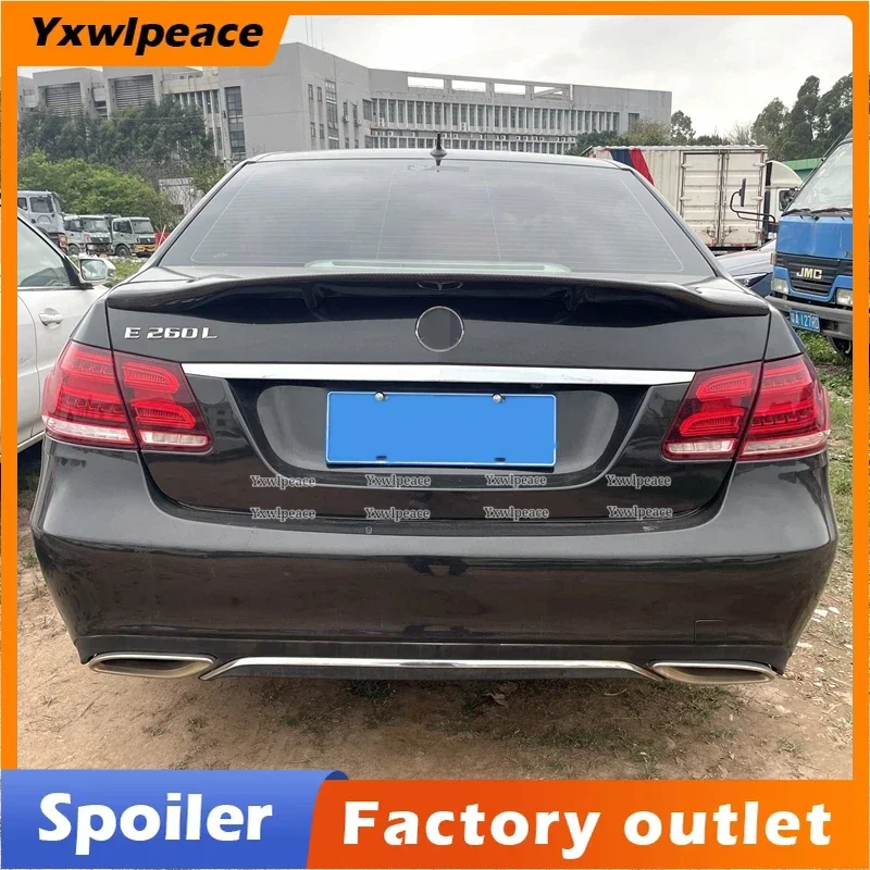 

Для Mercedes-Benz W212 E63 4-дверный AMG 2010 2011 2012 2013 2014 2015 2016 R Стиль из настоящего углеродного волокна, задний спойлер багажника, крыло