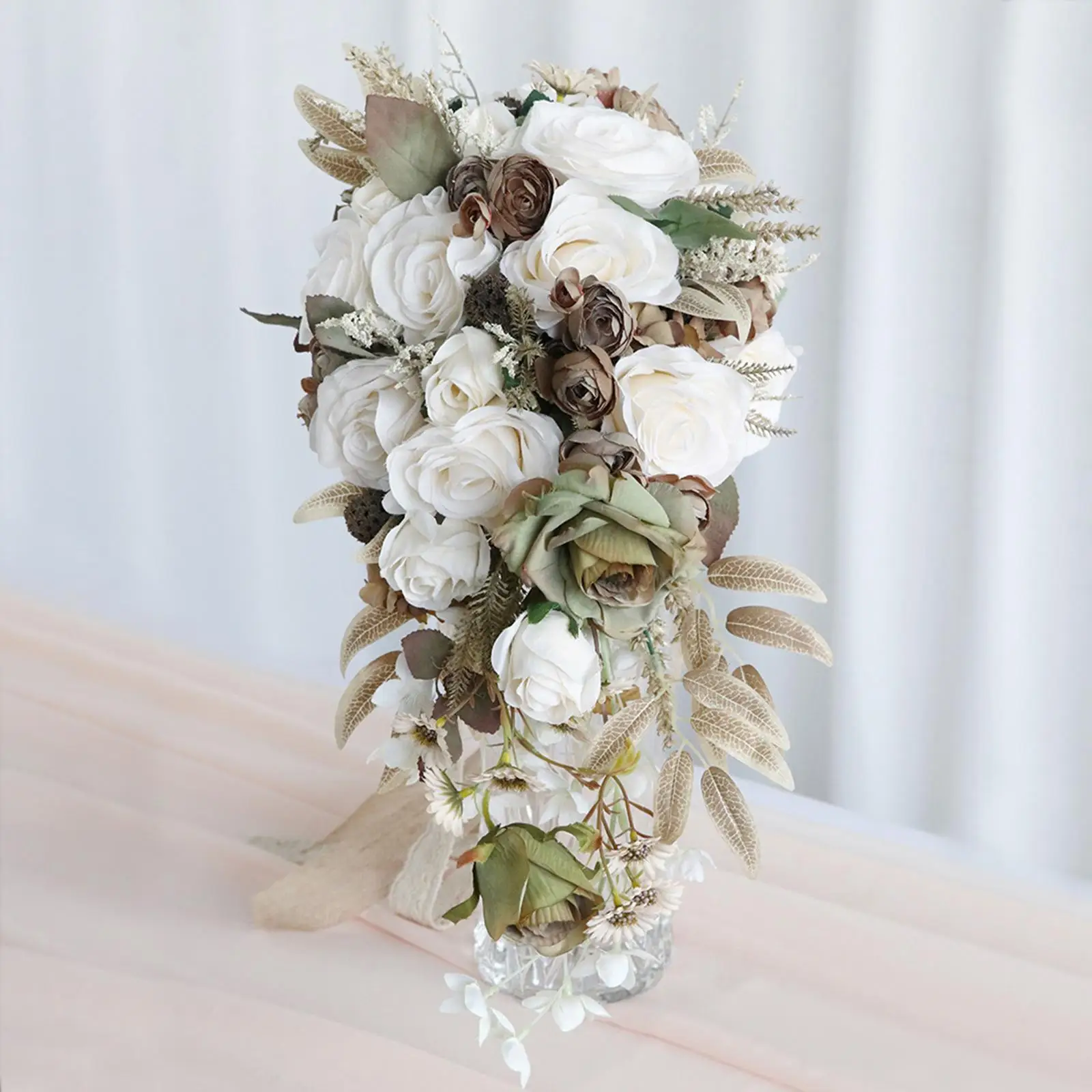 Wedding Bridal Bouquet Decor Tossing Bouquet for Valentine's Day Party Home