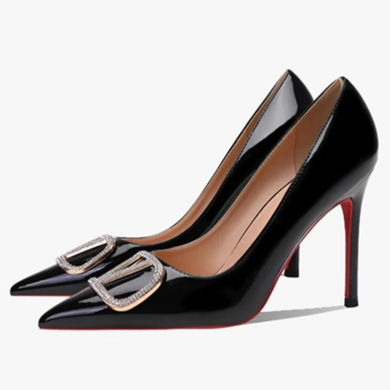 

Summer 2025 Pointed Toe High Heel Skinny Strap Large V Buckle Black Sexy Fashionable Ladies Wedding Party Single Shoes