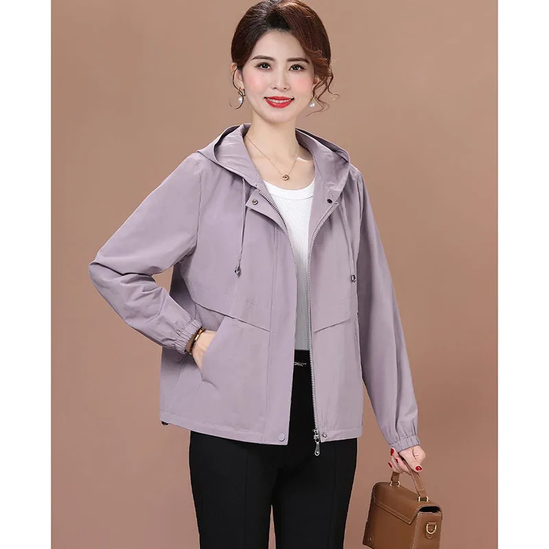 

2025 Spring Autumn Women's Joker Casual Windbreaker Coat Mom Short Female New Jacket Short Ladies Trench Coat Overwear