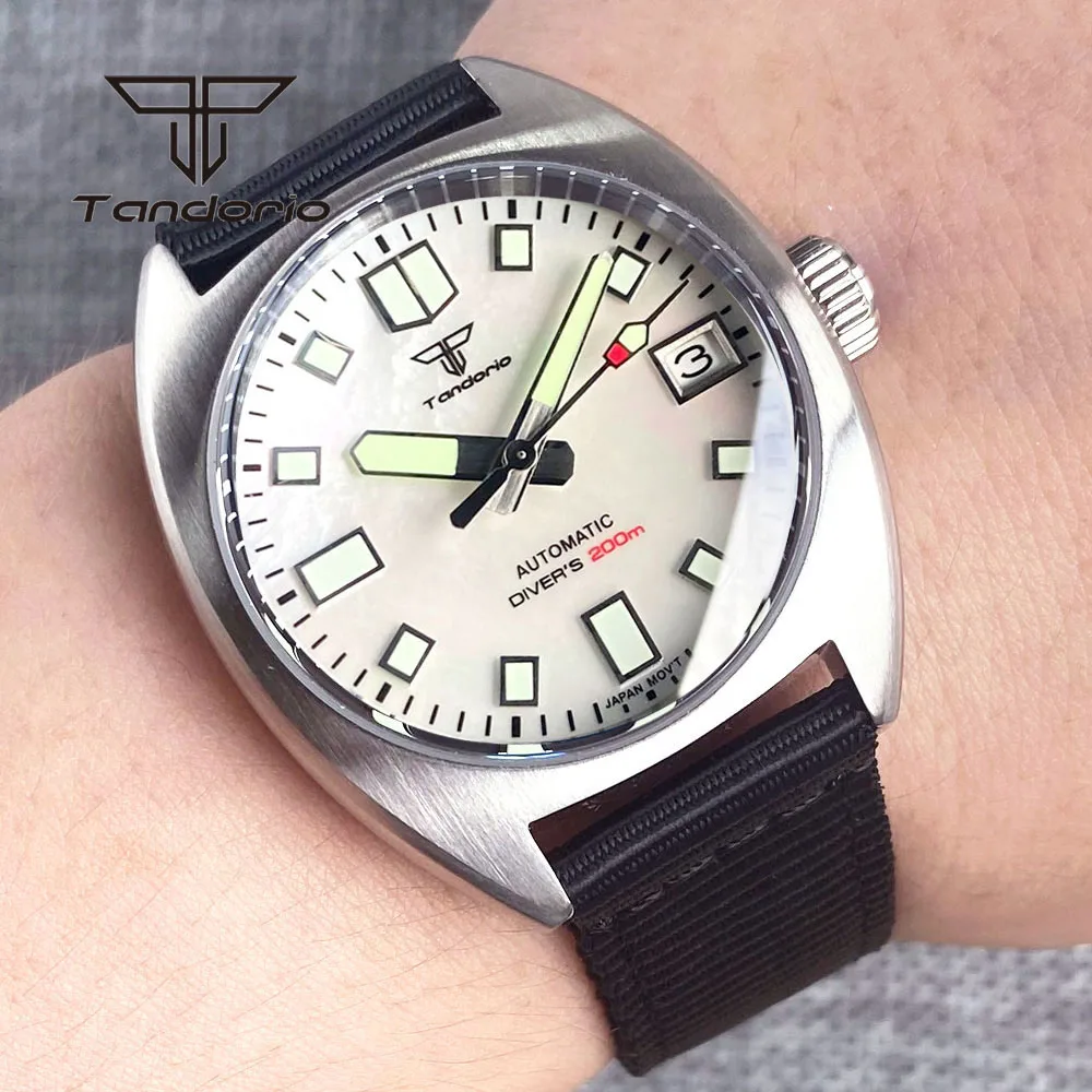 Tandorio Kleid 200m 36mm automatische Herren Taucher uhr nh35a pt5000 doppelt gewölbte Ar Saphir Sunburst Zifferblatt Datum Nylon armband leuchtend