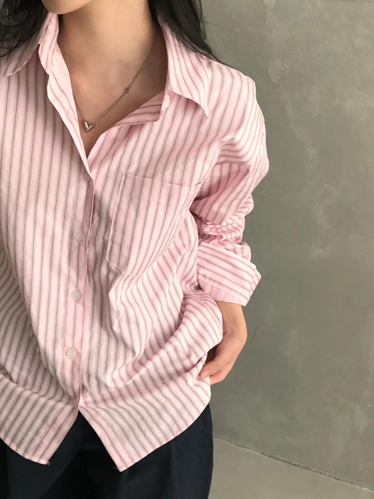 Spring Stripe irt Women's Chic New Retro Turn-down Collar Single Button Sweet Top Korean Sle Loose Fit Long Sve  C...