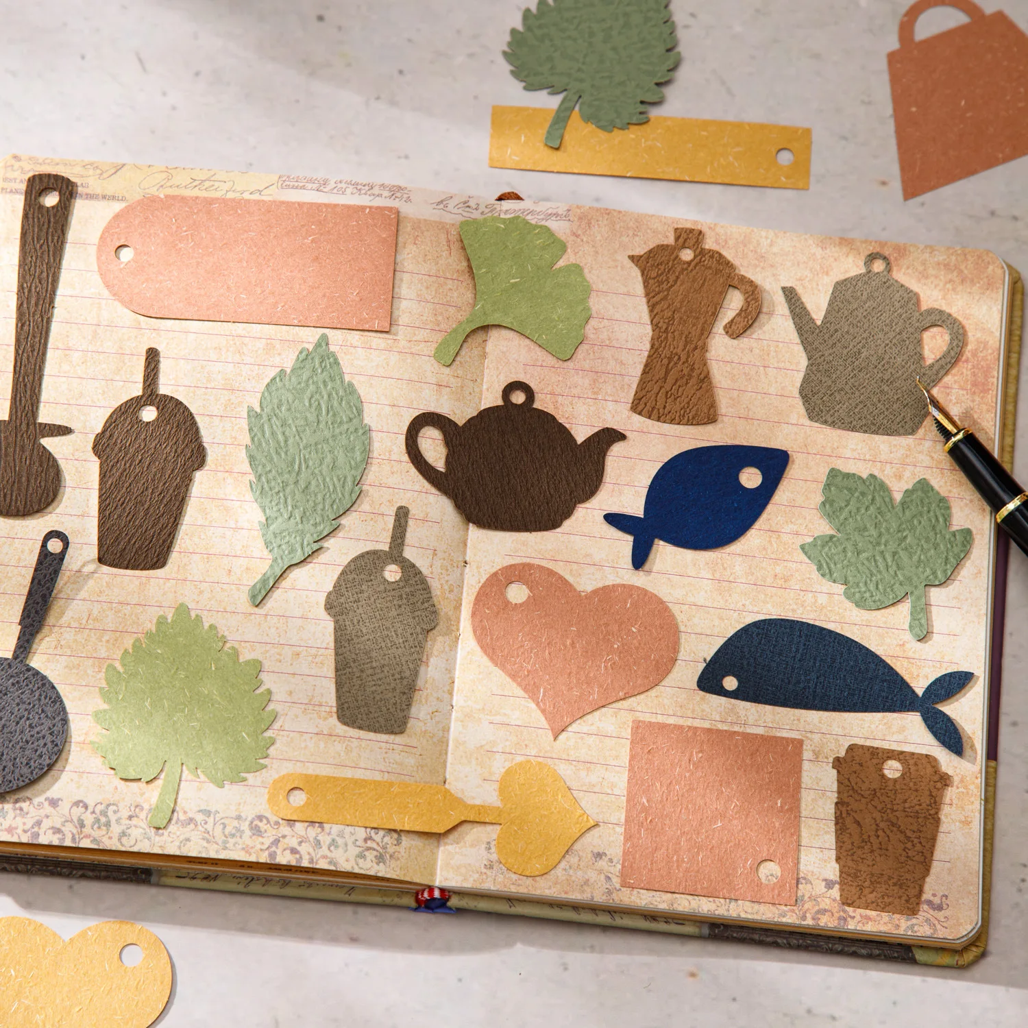 24sets/lot Memo Pads Material Paper Life Notes Signature Junk Journal Scrapbooking Cards Retro Background Decoration Paper