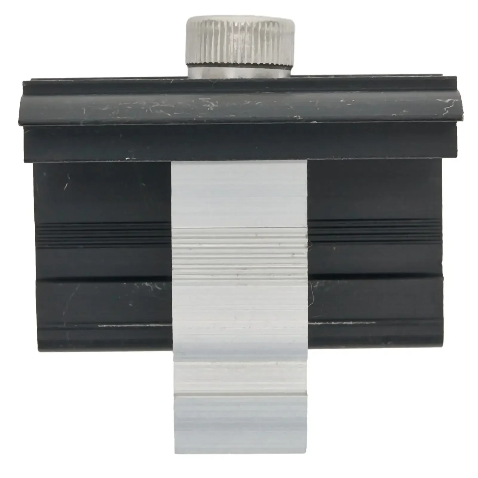 Solar Panel End Clamp with Fastening Clip for Module Frames 30-50mm Designed to Save Time and Labor in Solar Panel Installation
