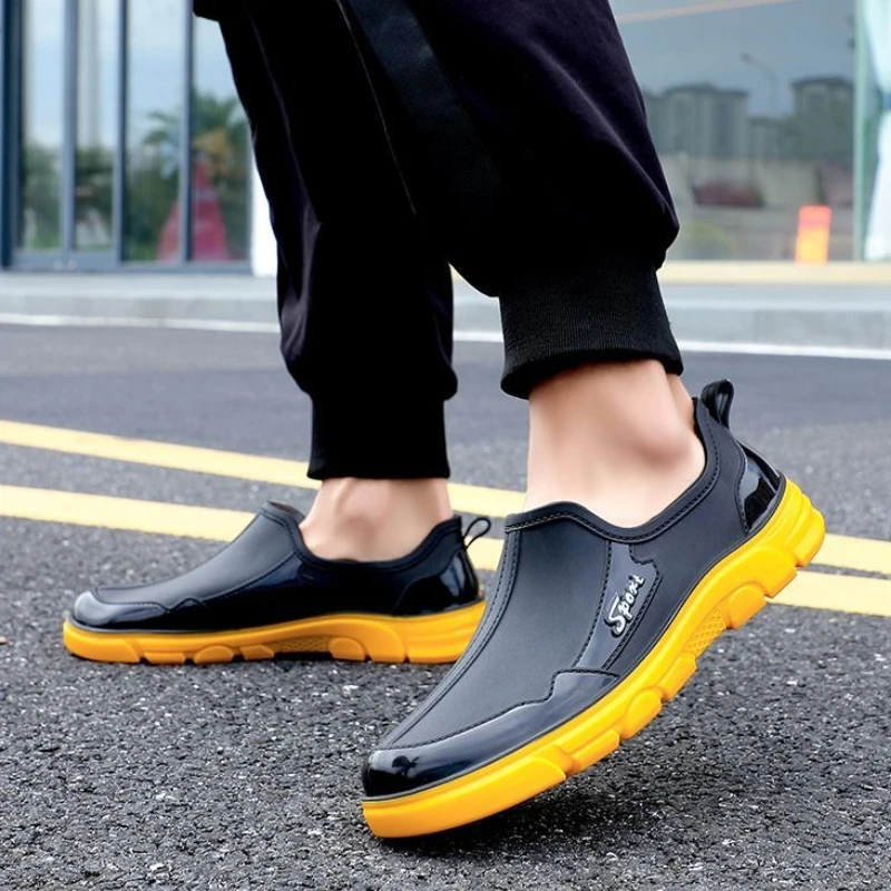 ローカット防水メンズレインブーツプラットフォームソールシェフキッチン男性用シューズ格安アウトドアファッションガムデザイナー新作フィッシングウェリーズ