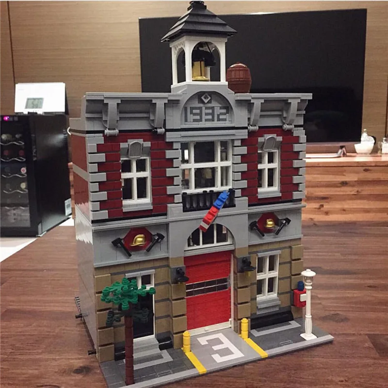 Modular Buildings 2231PCS Fire Brigade 15004 Building block bricks toys for children Creator Expert architecture