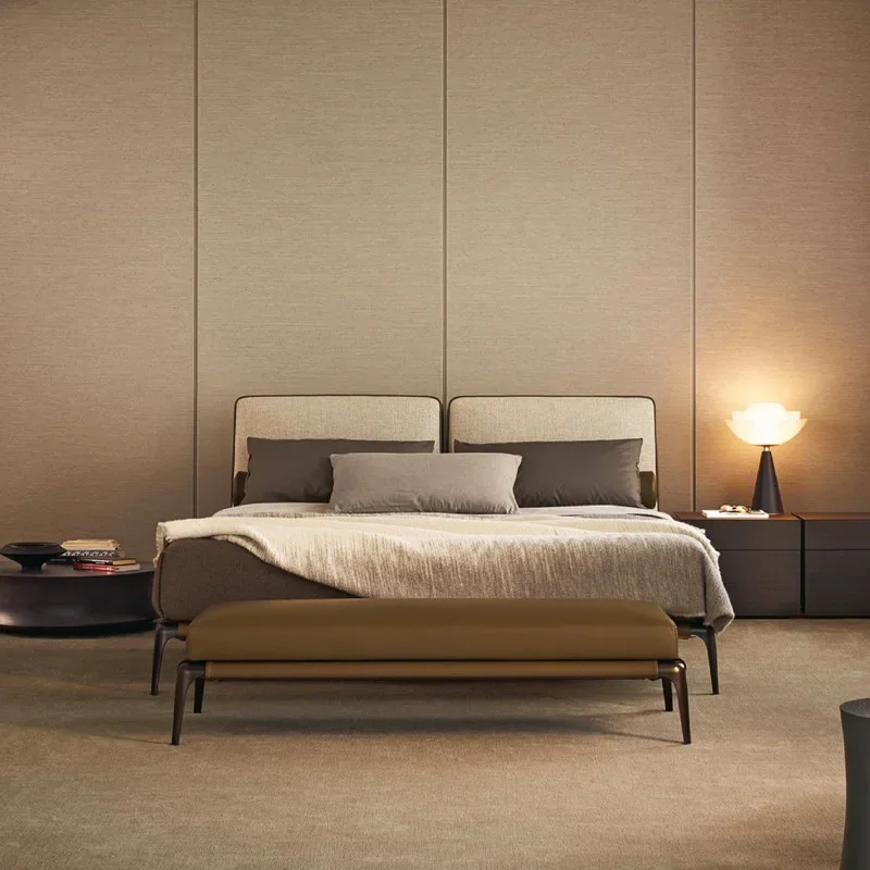 Итальянская минималистичная тканевая кровать, легкая роскошная двуспальная кровать, бытовая коммерческая кожаная кровать для спальни отеля