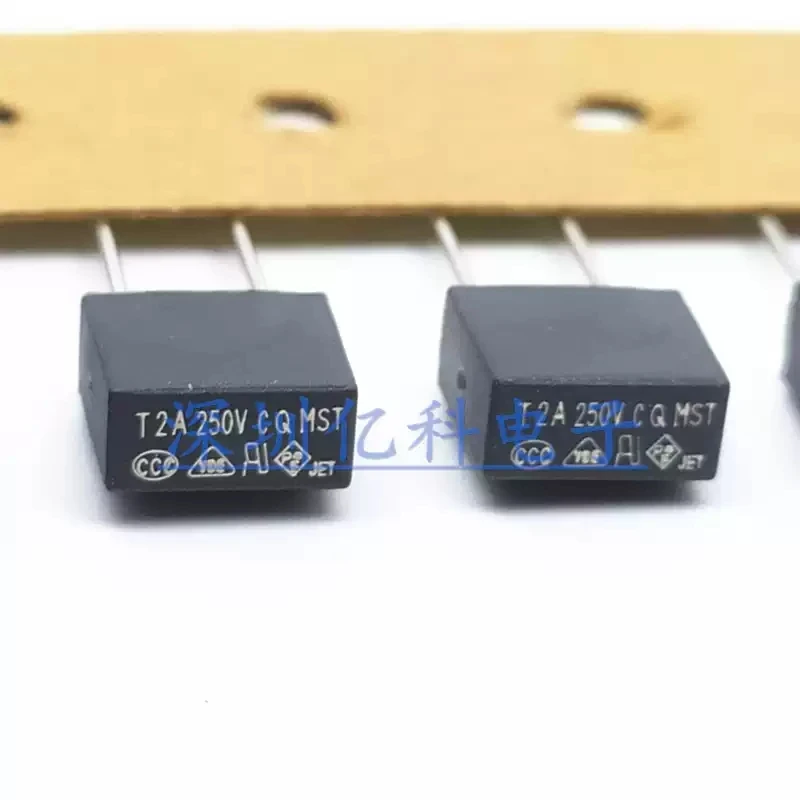 T2A 250V MST Taiwan Gongde CQ Square Fuse Tube 2A An CQMST Delay Slow Melting 8 * 8 * 4