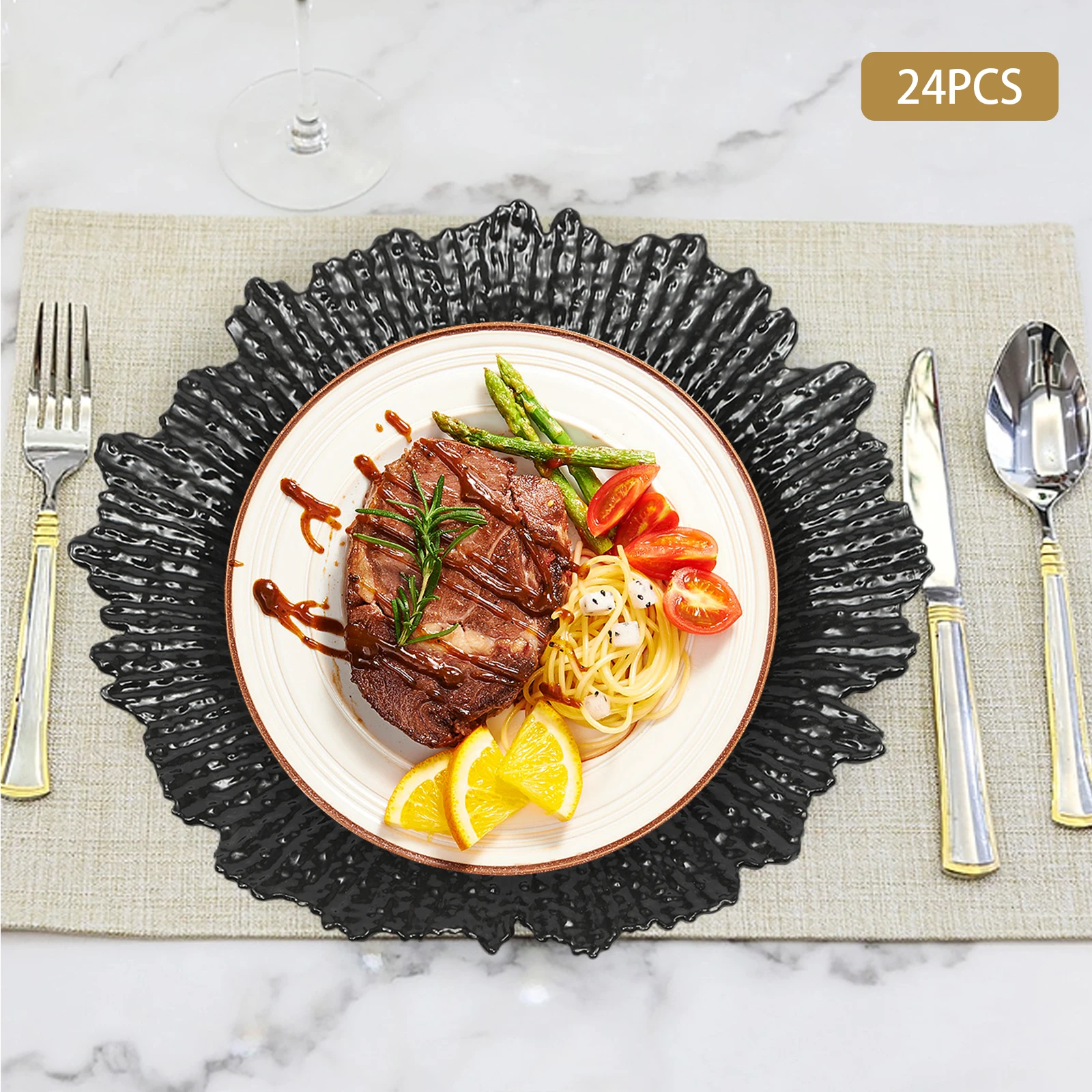 

12,6-дюймовые черные пластиковые зарядные тарелки — набор из 24 предметов, узор из кораллового рифа, штабелируемые для свадеб, вечеринок и ужинов