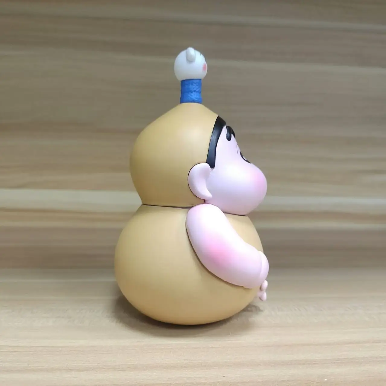 12 cm Anime zucca Crayon Shin-chan Q versione Action Figure PVC Modello Giocattoli bambola Decorazione da scrivania ornamento per auto Regali da collezione