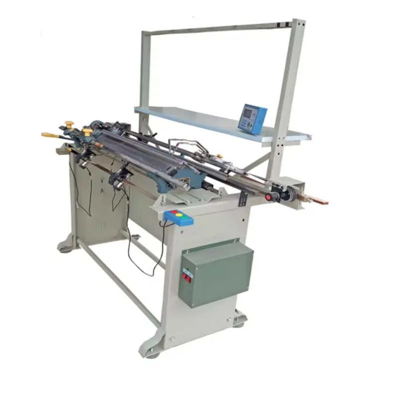 Z652S semi-automatic flat knitting machine with manual and motor drive modes