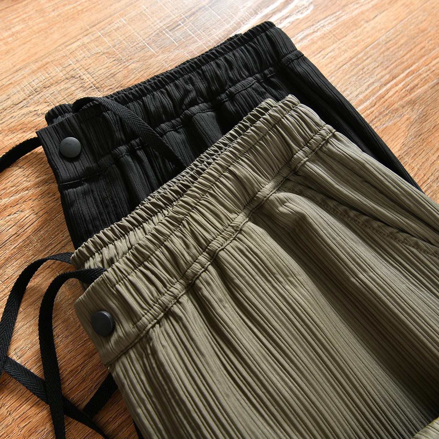 Men's Casual Straight Leg Pants Breathable Moisture Wicking Japanese Style Wide Leg Pleated Craft Spring Autumn Fashionable A...