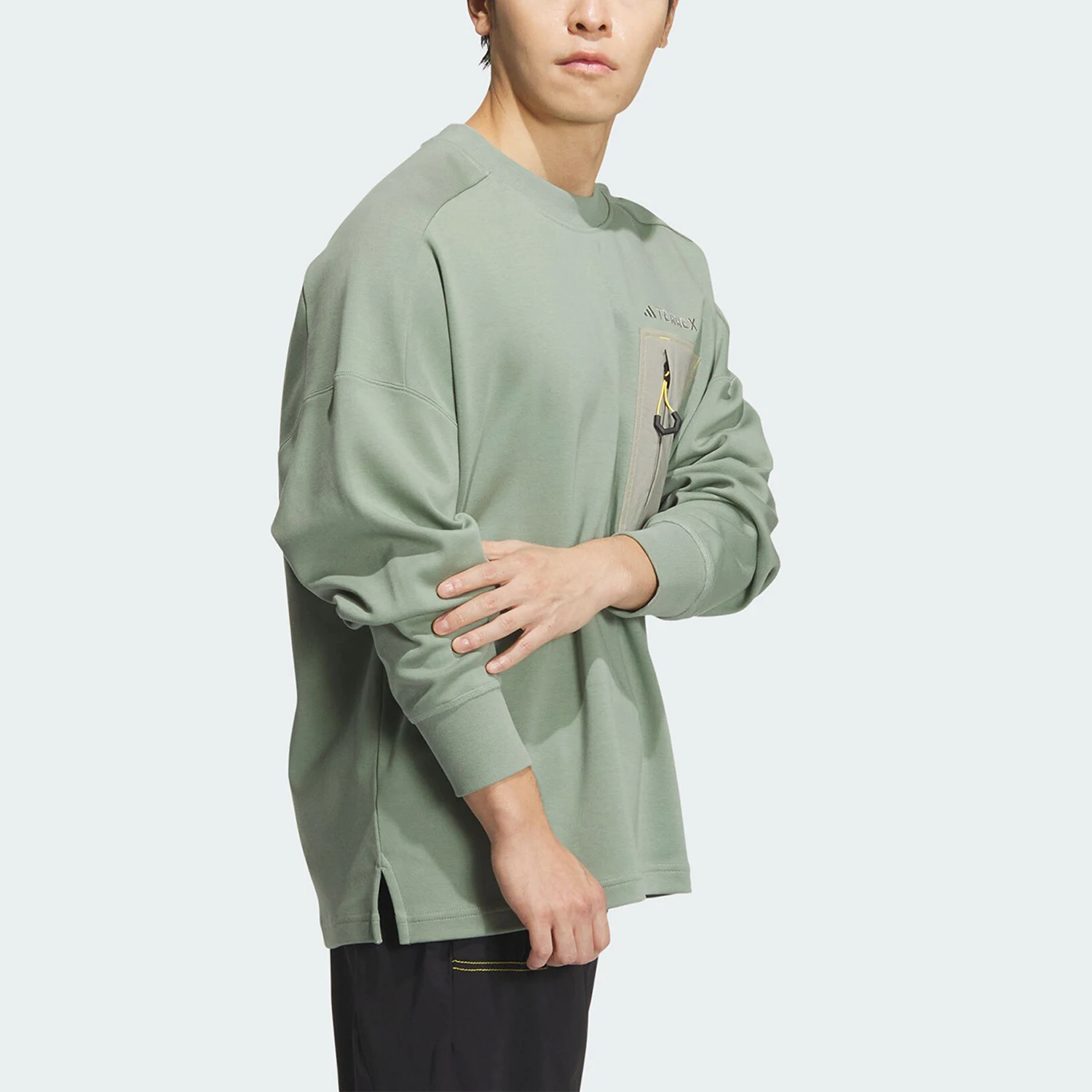 أديداس حقيقية ناشيونال جيوغرافيك التعاون الرجال جولة الرقبة البلوز IS9525