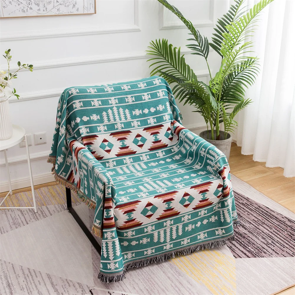 Ethnic Throw Blanket Aesthetic Outdoor Geometric Tapestry Vintage Woven Throw Blanket Boho Sofa Blanket Cover Xmas New Year Gift