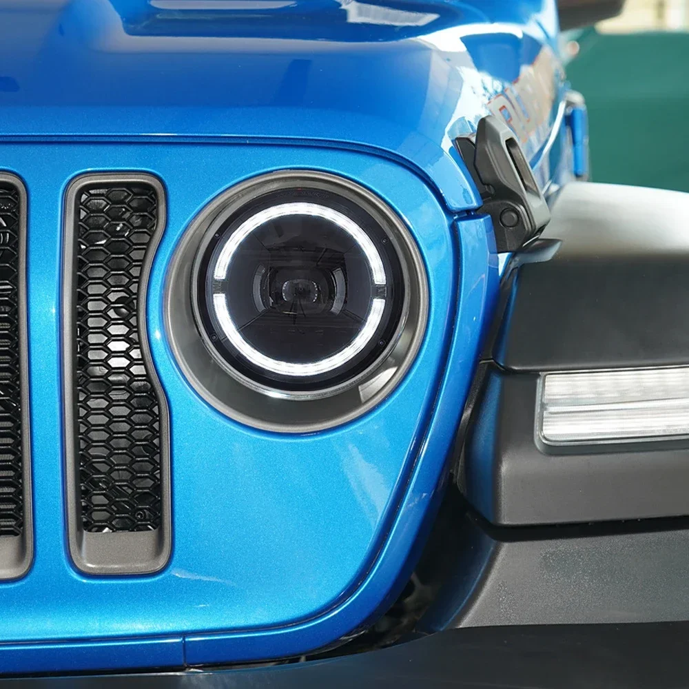 

Автомобильные фары для Jeep Wrangler 2018-2024: Комплект передних фар с LED-дневными ходовыми огнями, линзами-проекторами и аксессуарами для тюнинга