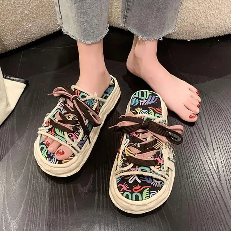 Women's Slippers and Ladies Sandals With Strap Thick Shoes On Promotion Stylish Unique Sale Offer Casual New Fashion Pvc Slides