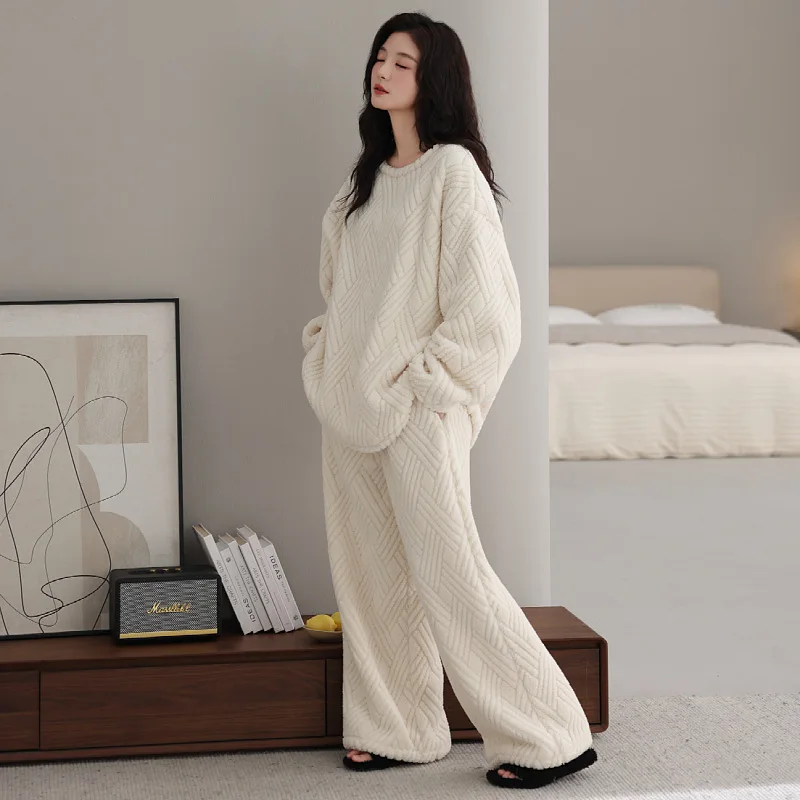 Pajama Woman Winter Flannel Thicken Warm Sleepwear Set New Hot Velvet Home Clothes Casual Women's Pyjamas Suit Couple Pijamas