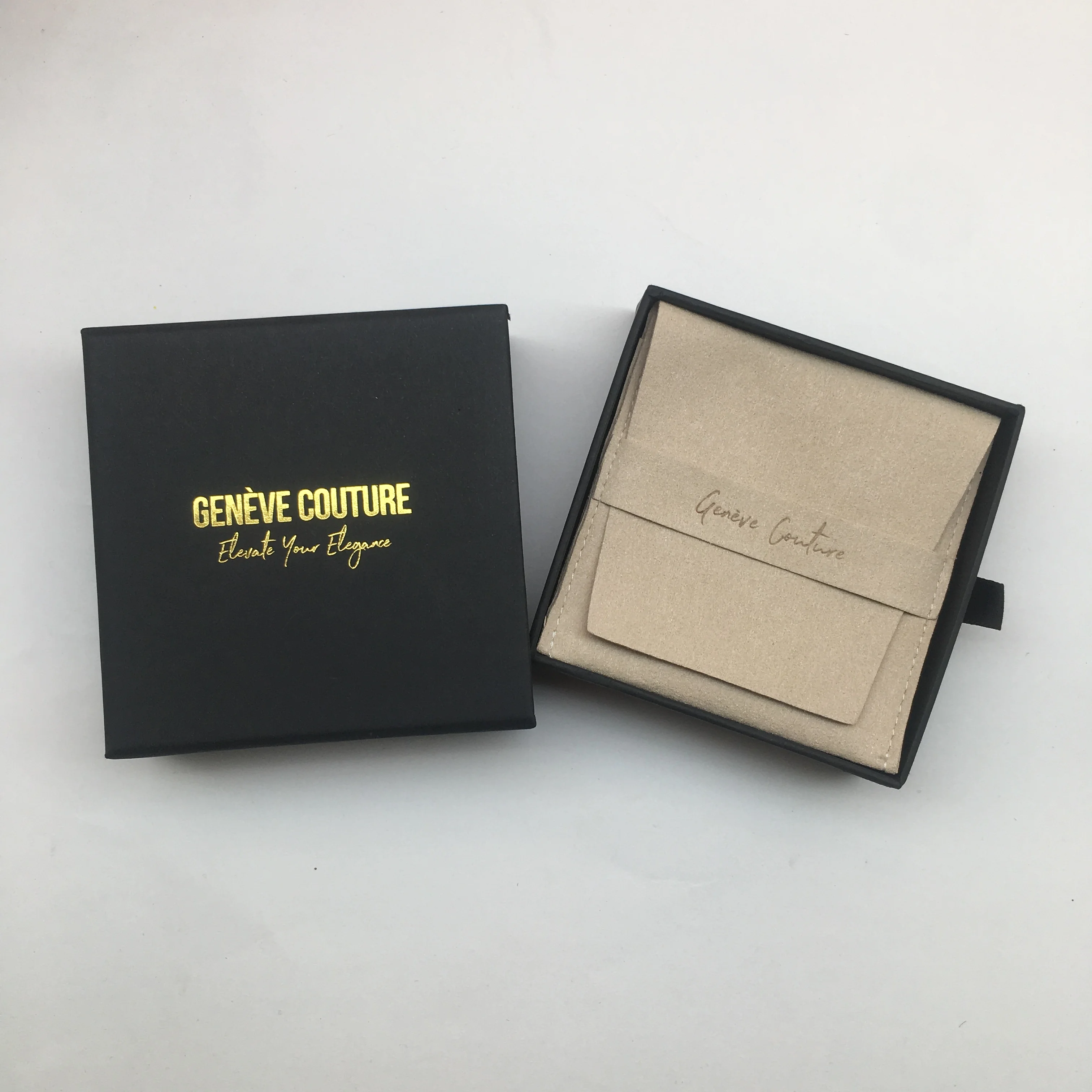 

50sets Personalized Logo 9x9x2.5cm Black Jewelry Drawer Box With 8x8cm Microfiber Strip Bag Can Debossed Name Ring Earring Pouch