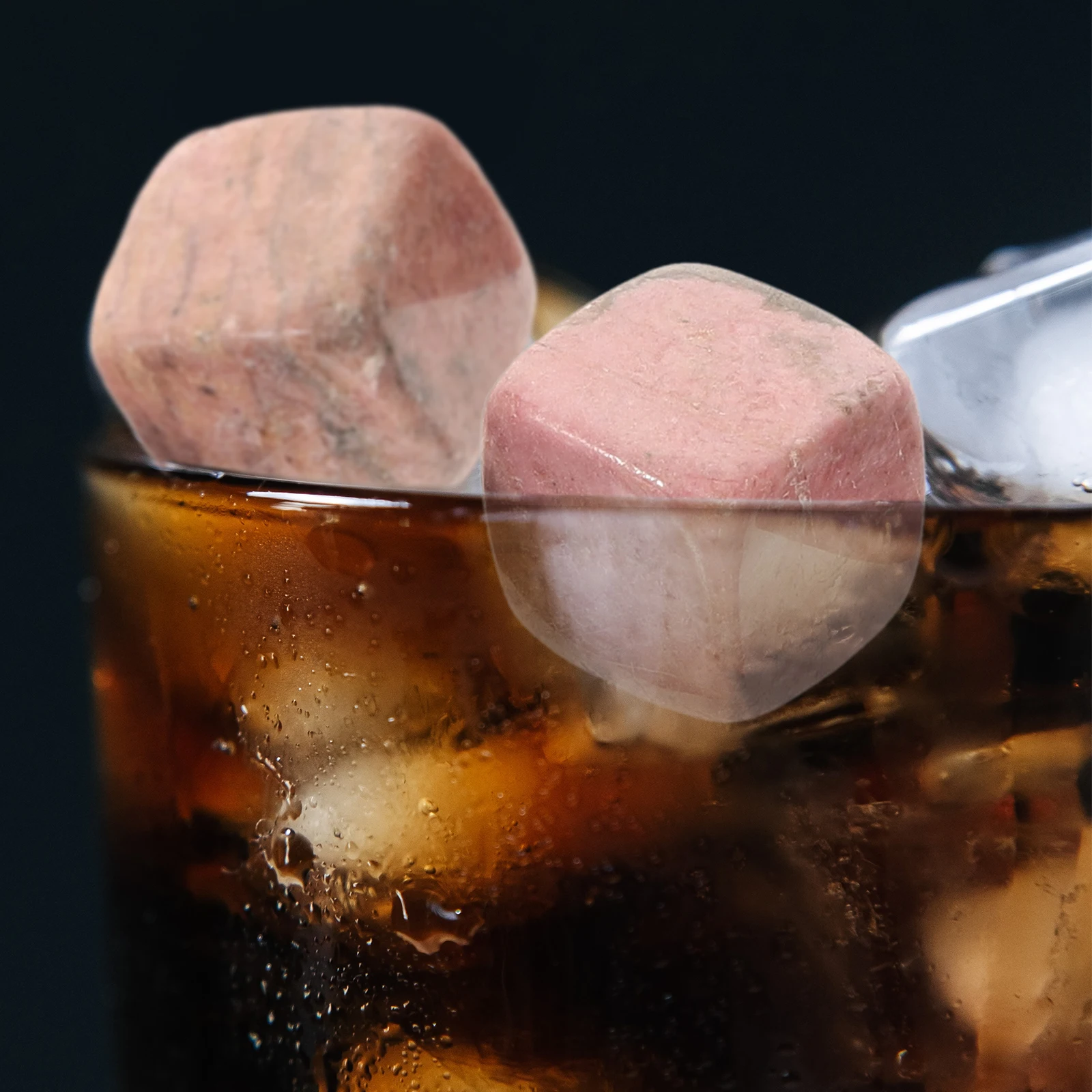

6 pcs 6 Pieces 0.8 Inch Whiskey Stone Ice Cubes Reusable Beverage Cooling Stones For Home Bars Hotel Ice Cubes Gifts