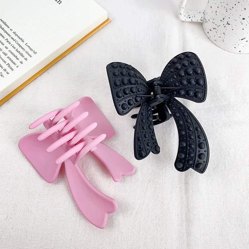 Fashion Double C Letter Hair Claw Women Acrylic Bow Shark Hair Clip Butterfly Hair Accessories