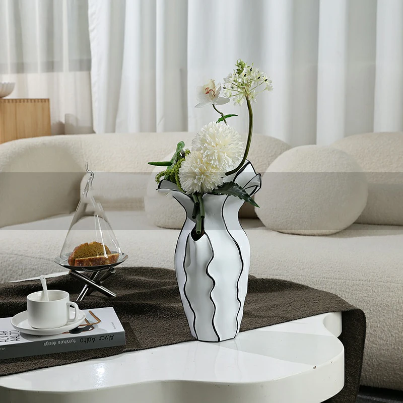 Скандинавский стиль, абстрактное искусство, полосатый цветок, распродажа, офисная модель, стол для переговоров, ваза, украшения, мягкие поделки