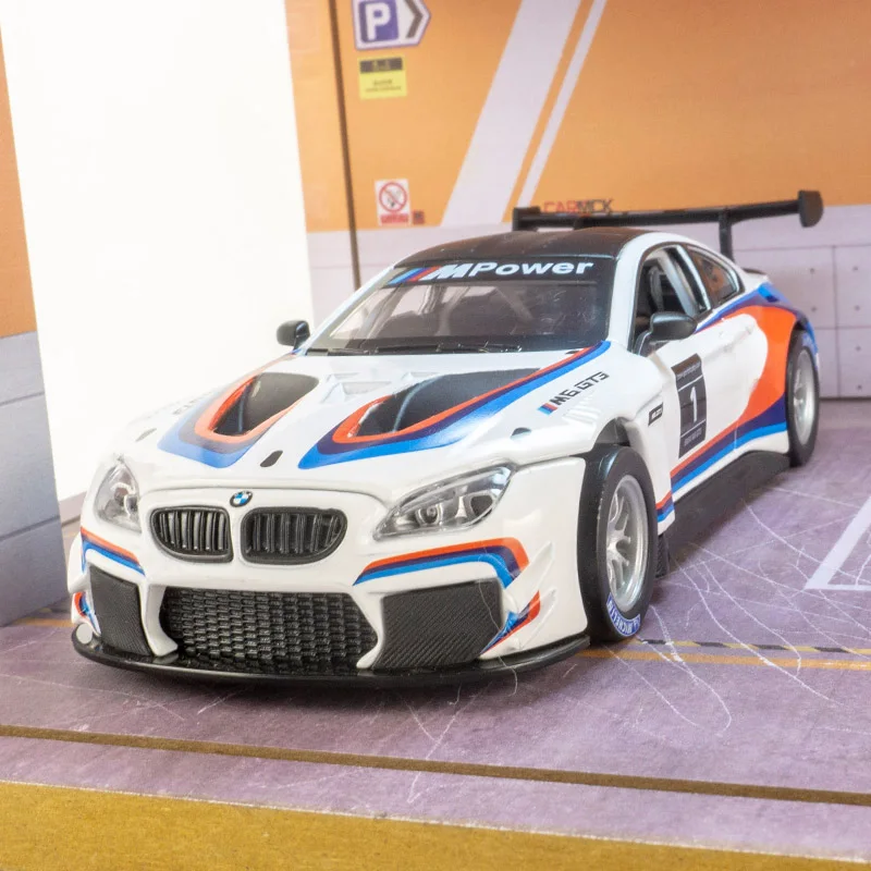 

CCA 1:32 BMW M6 alloy rally car model car ornaments pull back acousto-optic toy doors and hoods can open children's birthday gif