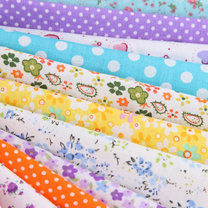 100PCS Cotton Fabric Floral Printed Cotton Craft Fabric Flower Precut Patchwork Cotton Square 10x10cm for DIY Crafts