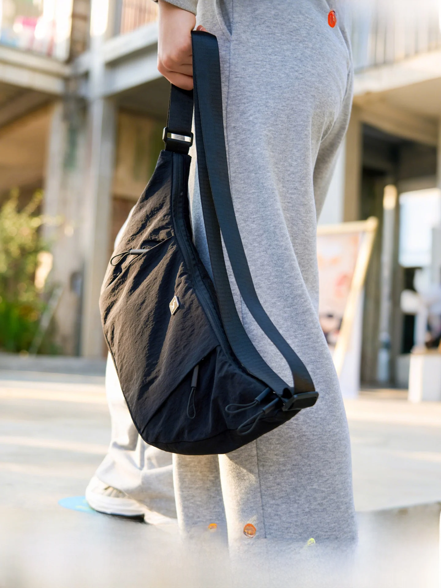 ehwa-cloud-series-crossbody-waist-bag-women's-casual-sports-fashionable-soft-fabric-zipper-closure-multifunctional-bag