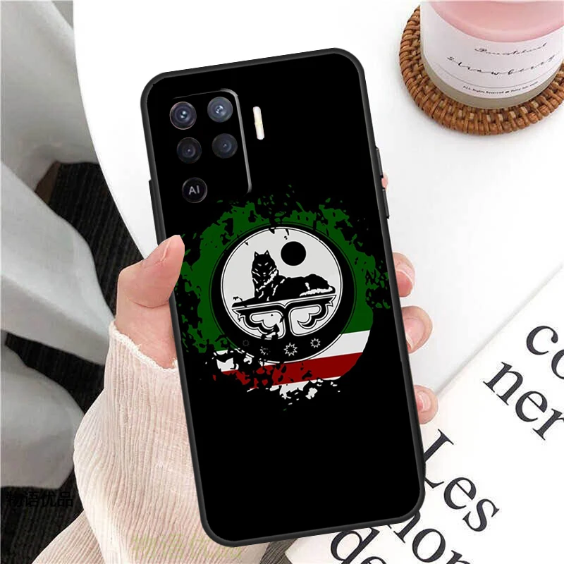 Etui z flagą Czeczenii na Oppo A58 A5 Pro A15 A16 A17 A57 A77 A94 A74 A54 A76 A96 A40 A60 A80 A18 A38 A78 A98