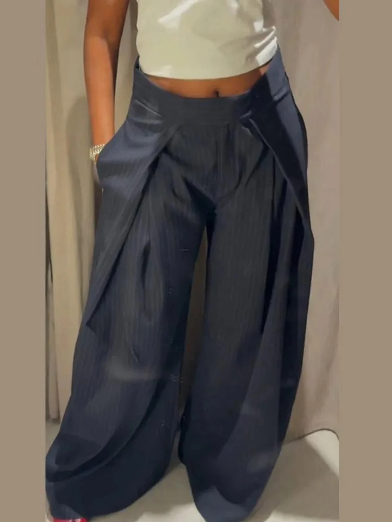 

2025 autumn new European and American style fashionable temperament loose striped wide leg suit pants