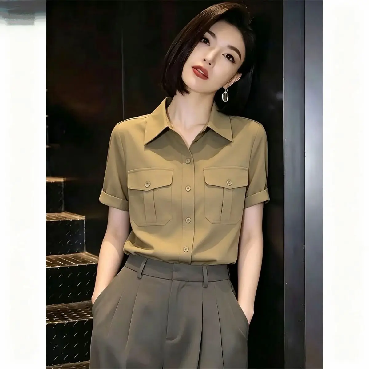 Retro Hong Kong Style Women's Short Sleeve Shirt Double Pocket Turn-down Collar Commute Versatile Fashion Design Short Top