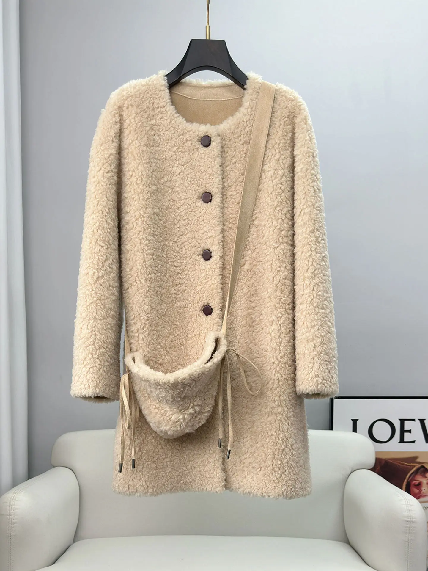 "Gift Bag" : 100% wool, sheared fleece and fur integrated fur coat for women, mid-length lambskin coat