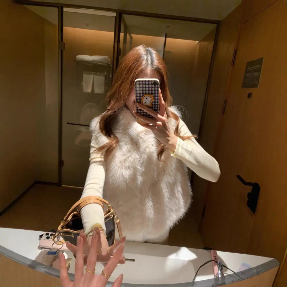 Women's Eco-Friendly Faux Fur Vest Faux Fox Fur Faux Mink Fur Versatile Gilet Waistcoat Outerwear Coat Ropa Mujer